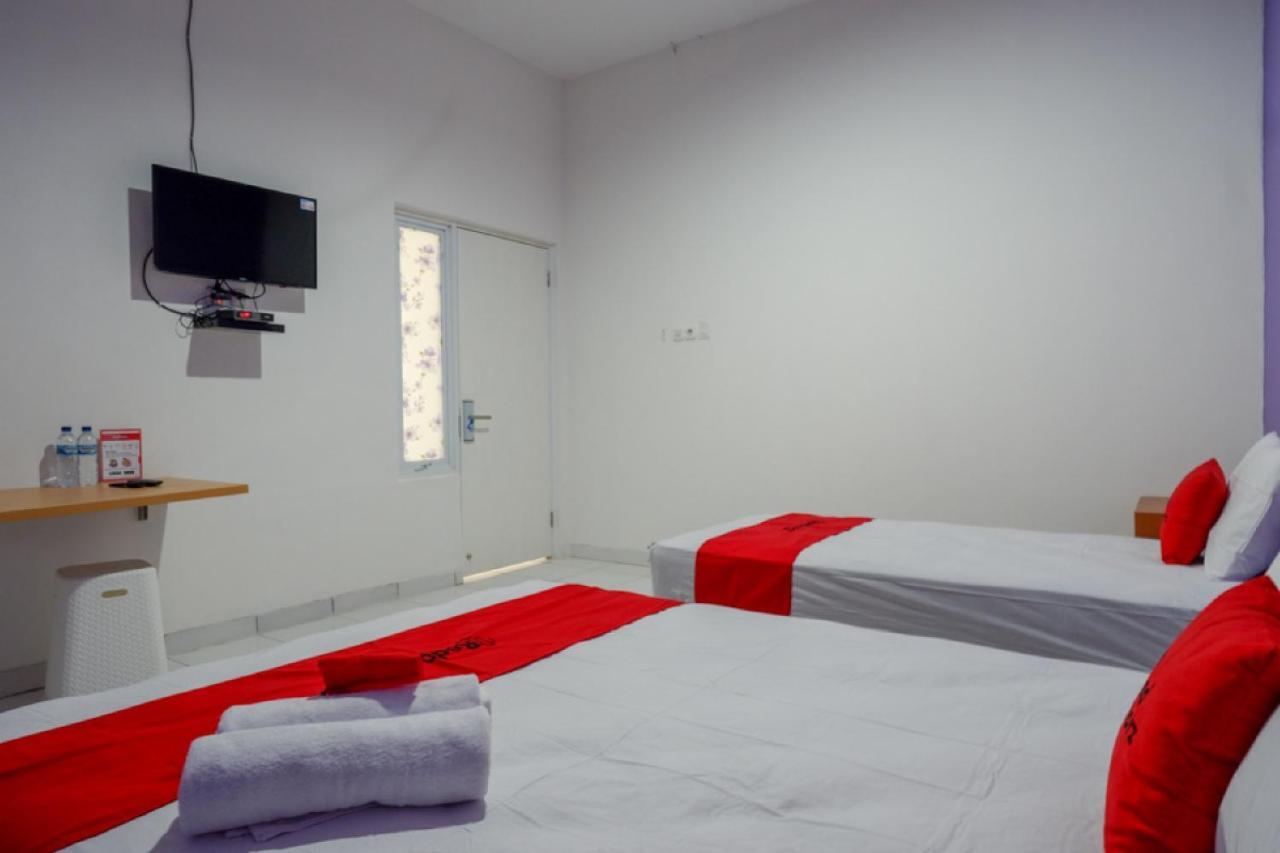 Reddoorz Near Alun Alun Kaliwungu Kendal Hotel Brangsong Exterior photo